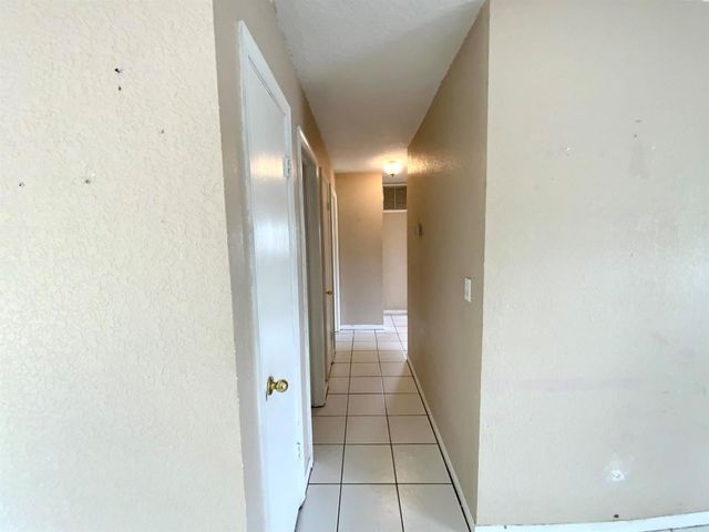 7922 SW 5th Street, North Lauderdale, FL 33068