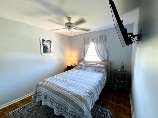 7922 SW 5th Street, North Lauderdale, FL 33068