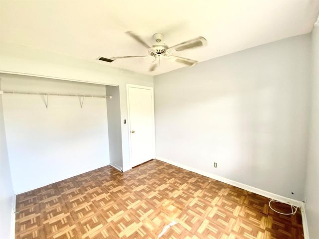 7922 SW 5th Street, North Lauderdale, FL 33068