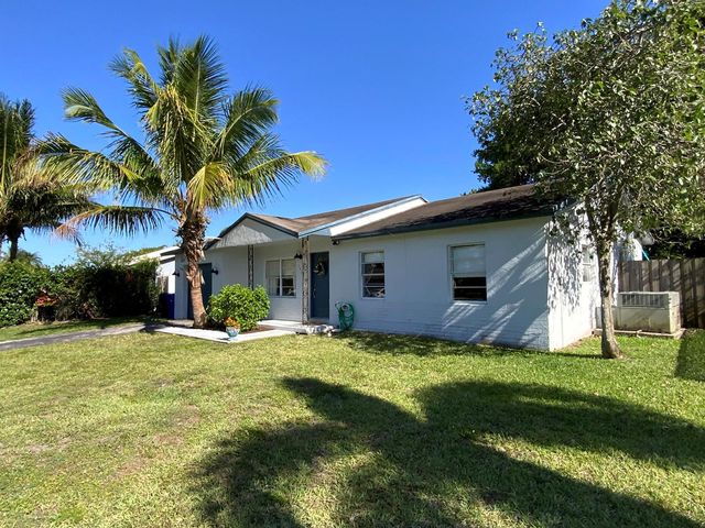 7922 SW 5th Street, North Lauderdale, FL 33068