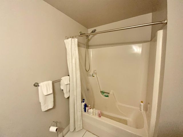7922 SW 5th Street, North Lauderdale, FL 33068