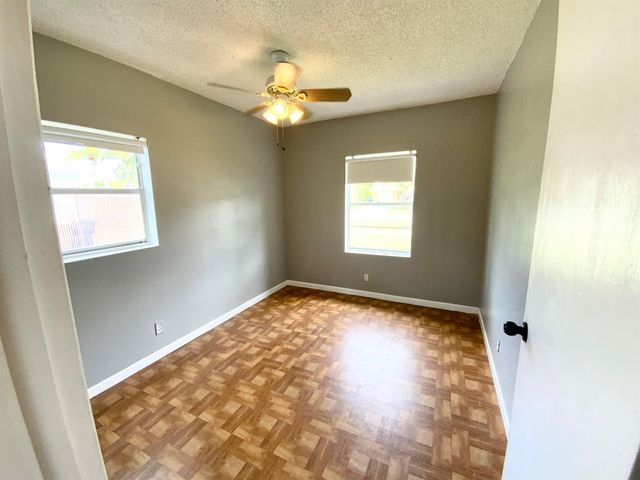 7922 SW 5th Street, North Lauderdale, FL 33068