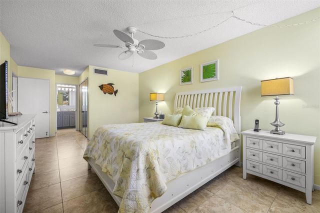 9495 BLIND PASS ROAD 204, St Pete Beach, FL 33706