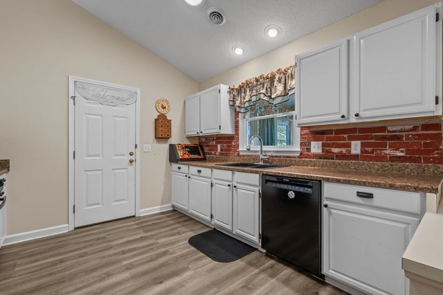 9412 Chicory Ln., Murrells Inlet, SC 29576