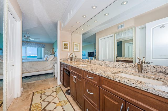 5541 PUERTA DEL SOL BOULEVARD S 414, St Petersburg, FL 33715