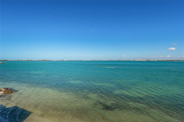 5541 PUERTA DEL SOL BOULEVARD S 414, St Petersburg, FL 33715