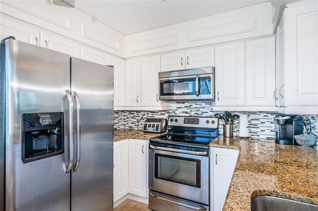 5541 PUERTA DEL SOL BOULEVARD S 414, St Petersburg, FL 33715