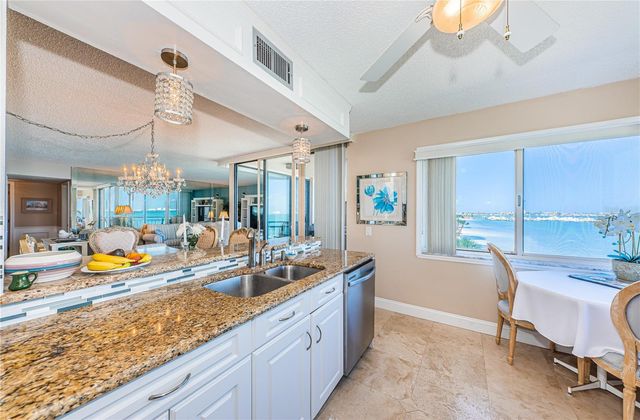 5541 PUERTA DEL SOL BOULEVARD S 414, St Petersburg, FL 33715