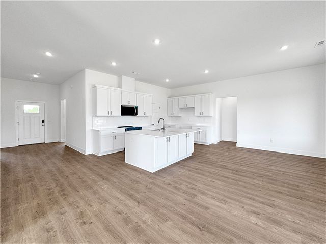 860 Kelleyann Avenue, Springdale, AR 72762