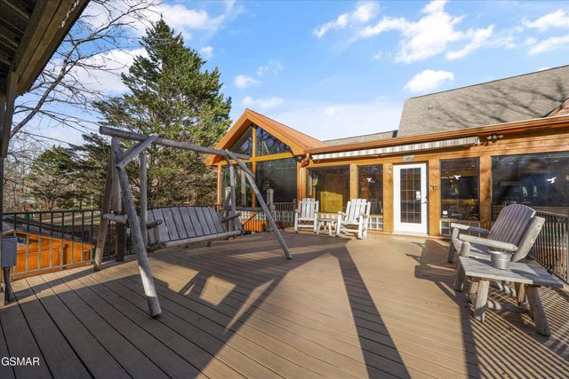 1956 Pittman Center Road, Sevierville, TN 37876