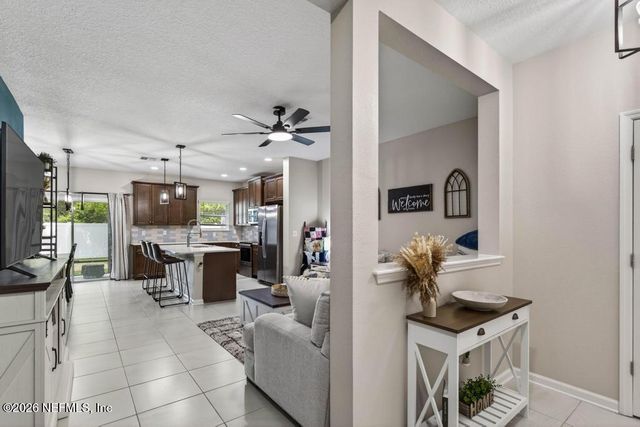 13935 MOLINA Drive, Jacksonville, FL 32256