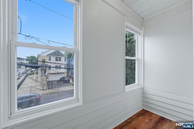 926-928 20th Street, Newark, NJ 07108