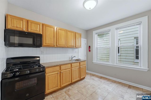 926-928 20th Street, Newark, NJ 07108
