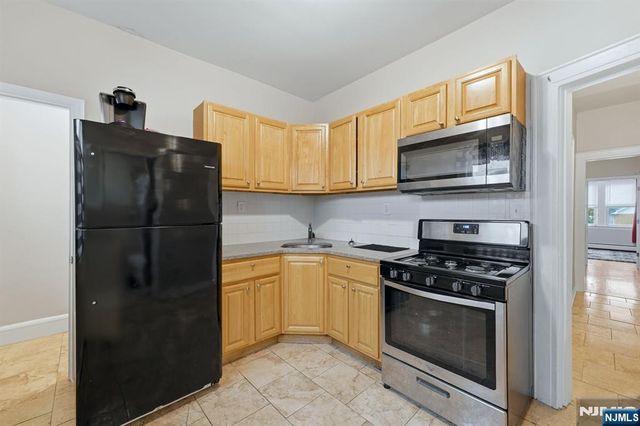 926-928 20th Street, Newark, NJ 07108