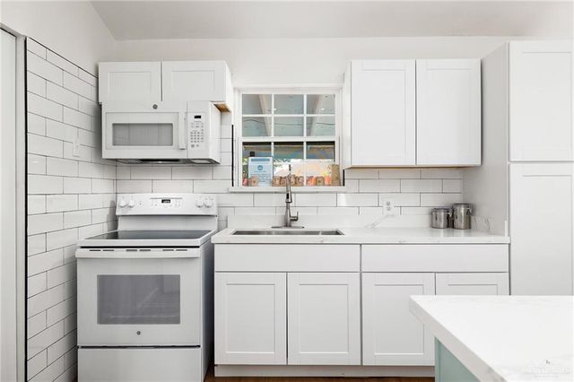 1119 Barnes Street, Mission, TX 78572