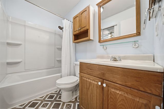 11125 W Hardtner, Wichita, KS 67212