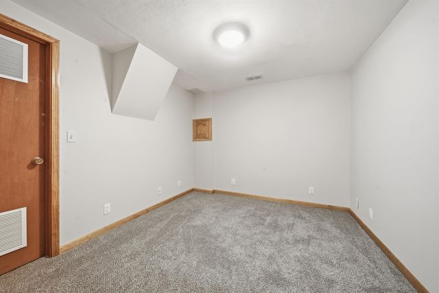 11125 W Hardtner, Wichita, KS 67212