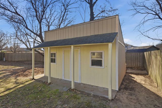 11125 W Hardtner, Wichita, KS 67212