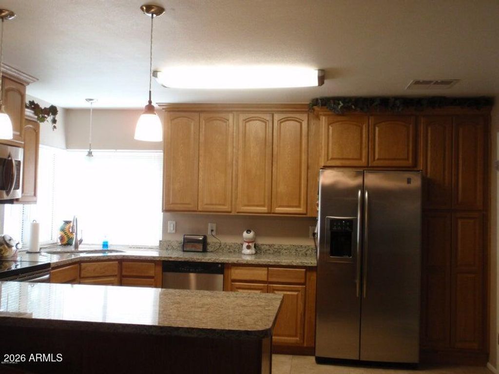 3658 W AIRE LIBRE Avenue, Phoenix, AZ 85053 — photo 5