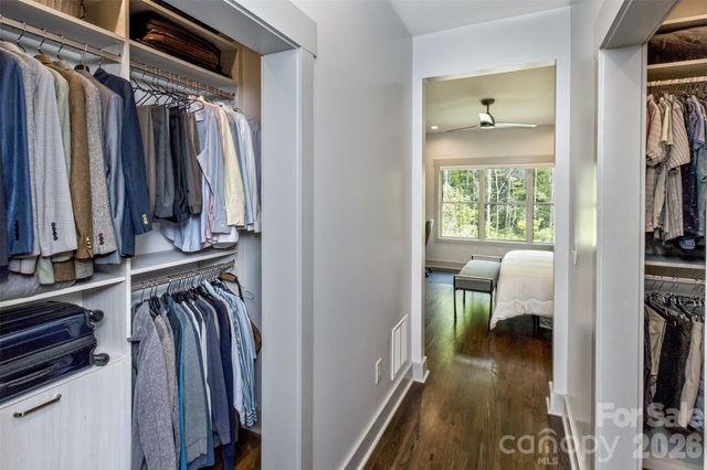 157 Copper Valley Lane, Hendersonville, NC 28739