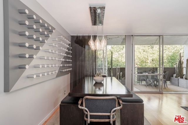 850 N Kings Road 306, West Hollywood, CA 90069
