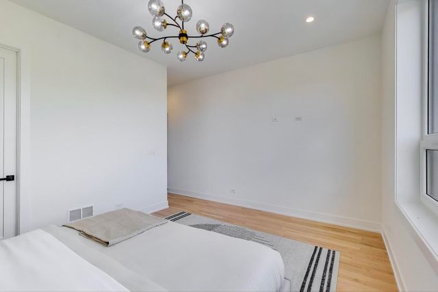 2456 W Cortez Street 3E, Chicago, IL 60622