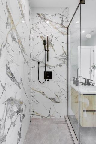 2456 W Cortez Street 3E, Chicago, IL 60622