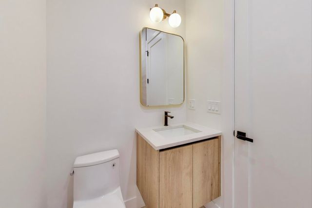 2456 W Cortez Street 3E, Chicago, IL 60622