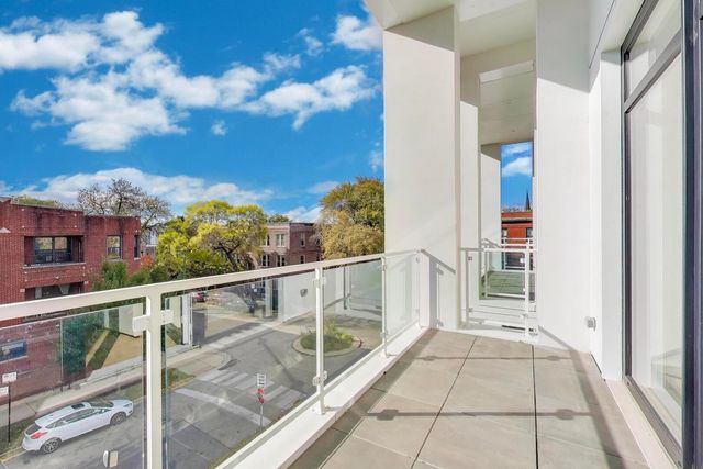 2456 W Cortez Street 3E, Chicago, IL 60622