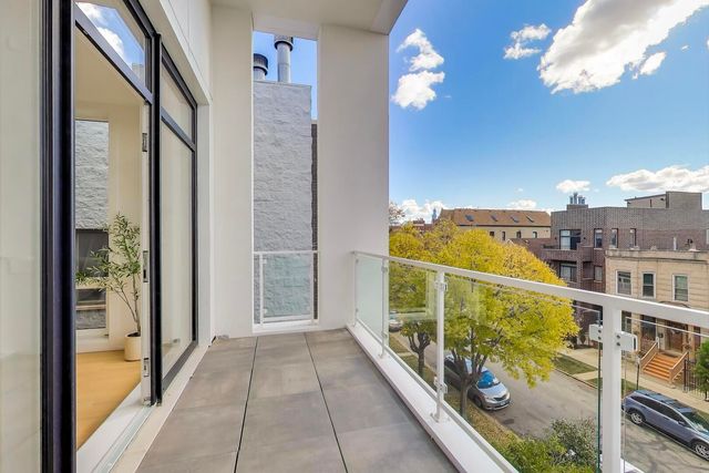 2456 W Cortez Street 3E, Chicago, IL 60622