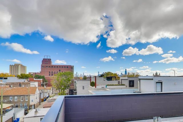 2456 W Cortez Street 3E, Chicago, IL 60622