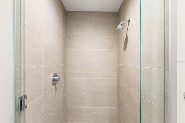 275 1ST AVENUE S 2108, St Petersburg, FL 33701