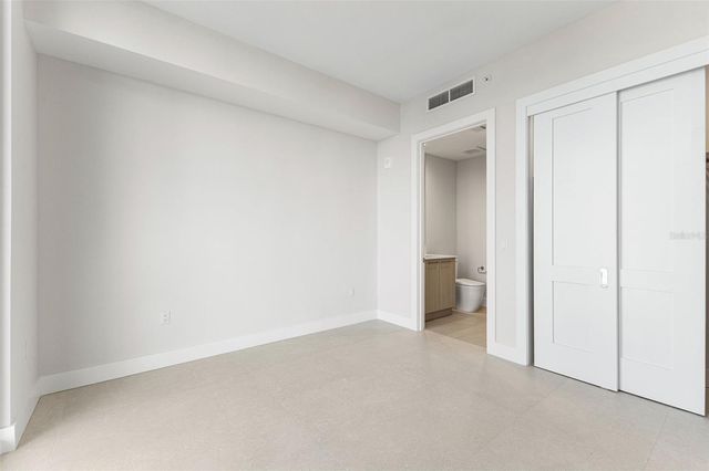 275 1ST AVENUE S 2108, St Petersburg, FL 33701