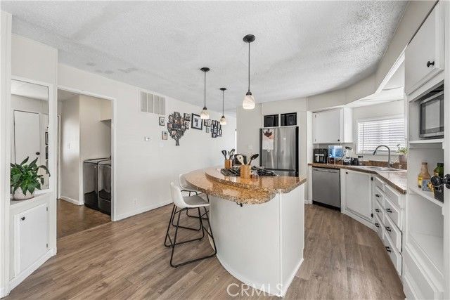 2021 Windharp 30, Rosamond, CA 93560