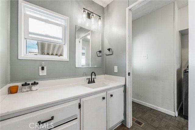 2021 Windharp 30, Rosamond, CA 93560