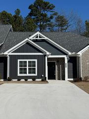 388 NE Bellingham Drive, Cleveland, TN 37312