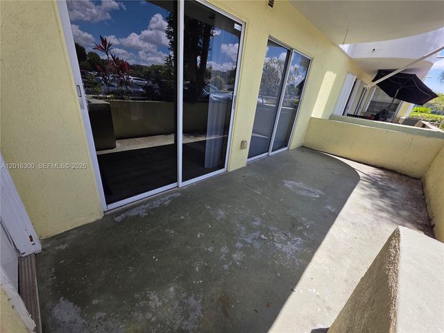 10765 SW 108th Ave 104, Miami, FL 33176