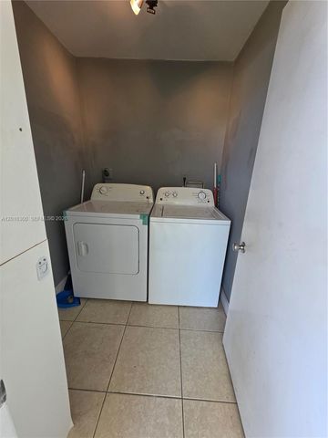 10765 SW 108th Ave 104, Miami, FL 33176