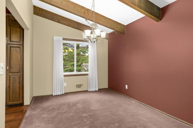 3141 Hillsboro Avenue N, New Hope, MN 55427