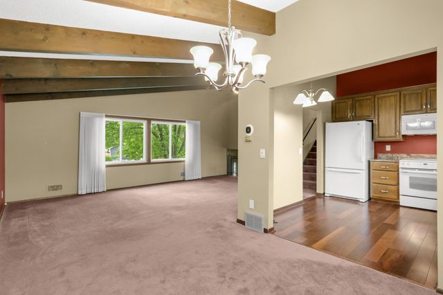 3141 Hillsboro Avenue N, New Hope, MN 55427