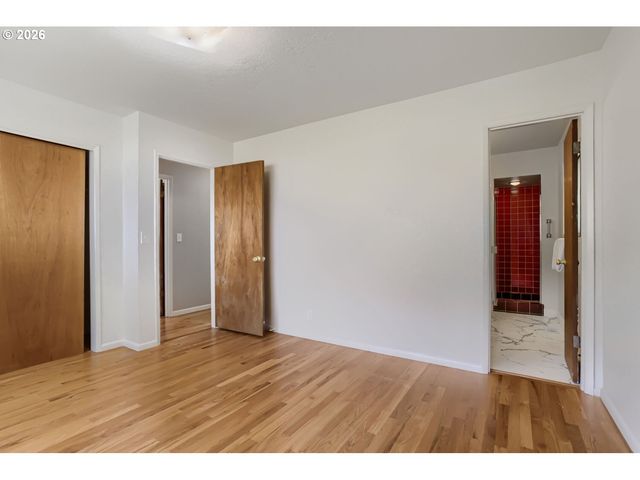 6425 Sw RADCLIFFE St, Portland, OR 97219