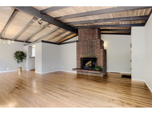 6425 Sw RADCLIFFE St, Portland, OR 97219