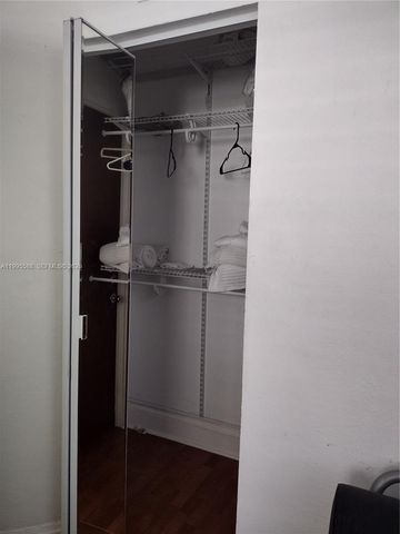 710 PENNSYLVANIA AV 4, Miami Beach, FL 33139