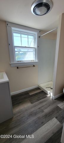 1570 Union Street, Schenectady, NY 12309