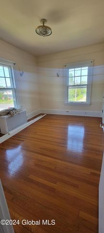 1570 Union Street, Schenectady, NY 12309