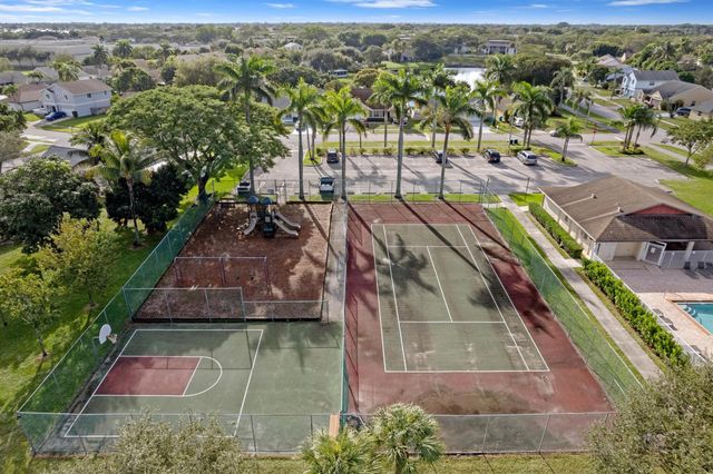 1839 Banyan Creek Circle N, Boynton Beach, FL 33436