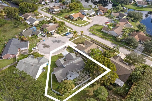 1839 Banyan Creek Circle N, Boynton Beach, FL 33436
