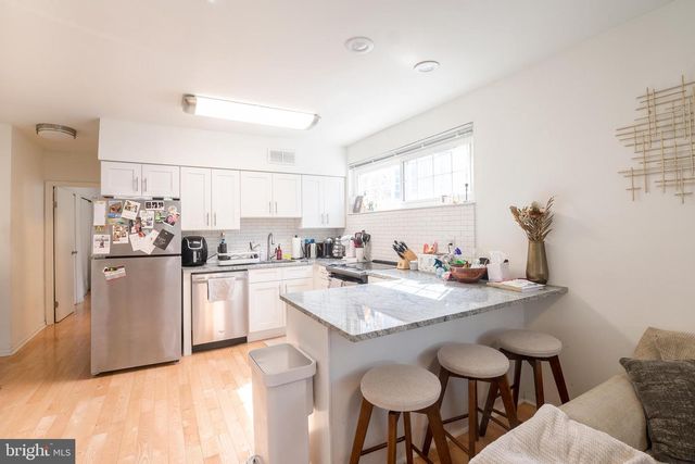 533 S 17th St Unit 1, Philadelphia, PA 19146
