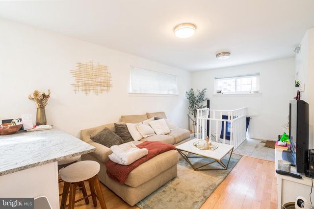 533 S 17th St Unit 1, Philadelphia, PA 19146