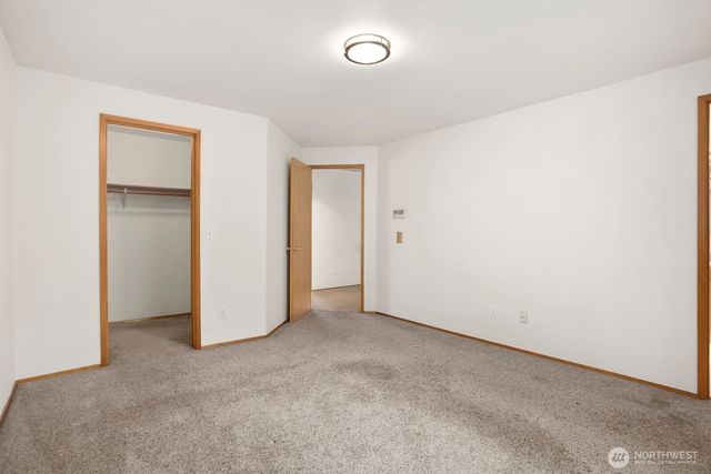 21911 SE 239th Street, Maple Valley, WA 98038